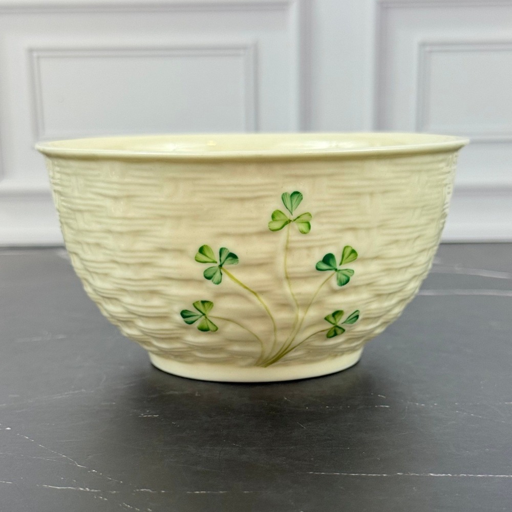 VTG Footed Belleek Pottery Shamrock Bowl 5 1/4" Brown Stamp 1970s Ireland